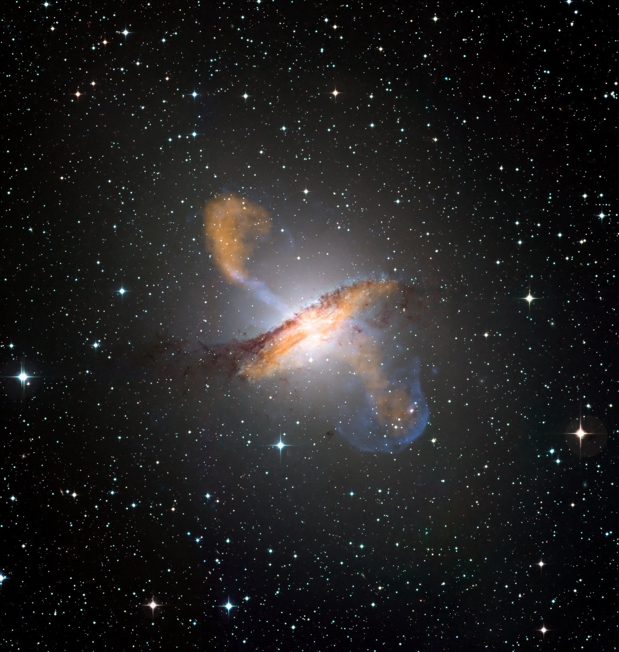 eso0903a ngc5128 1